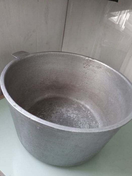 Казан чугунный советский