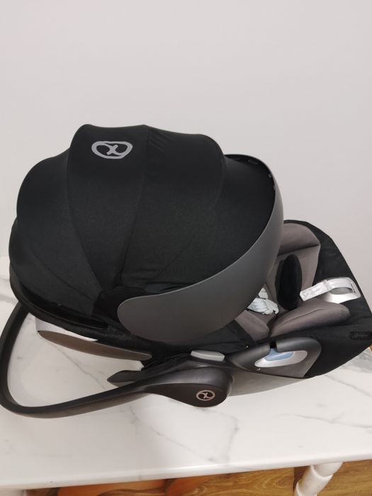 Автолюлька Cybex Cloud Z i-Size черная