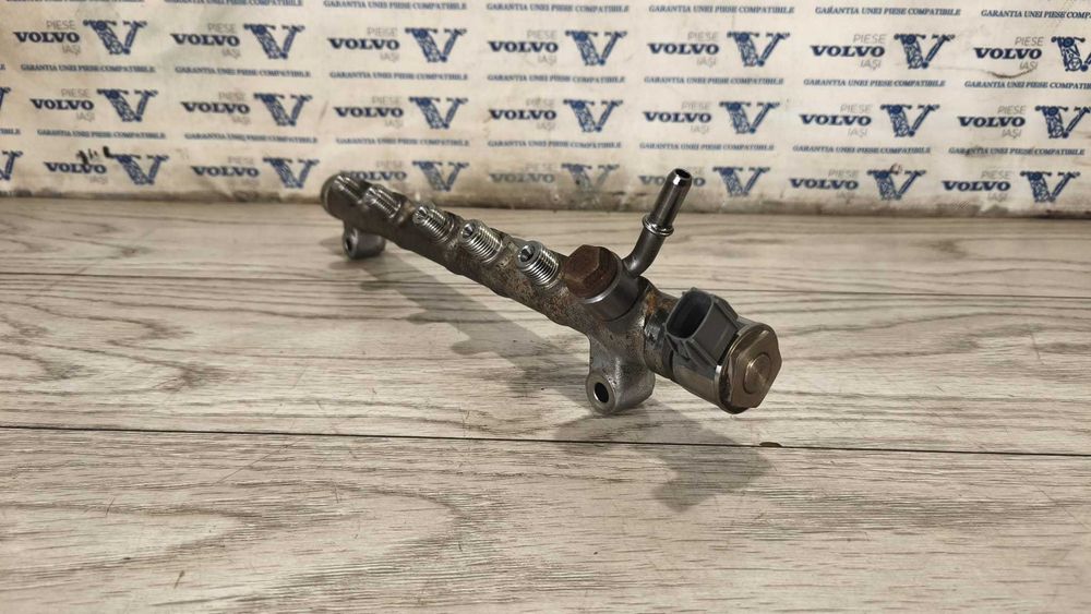 Rampa injectie motor 2.0 d2 D5204T8 motor VEA