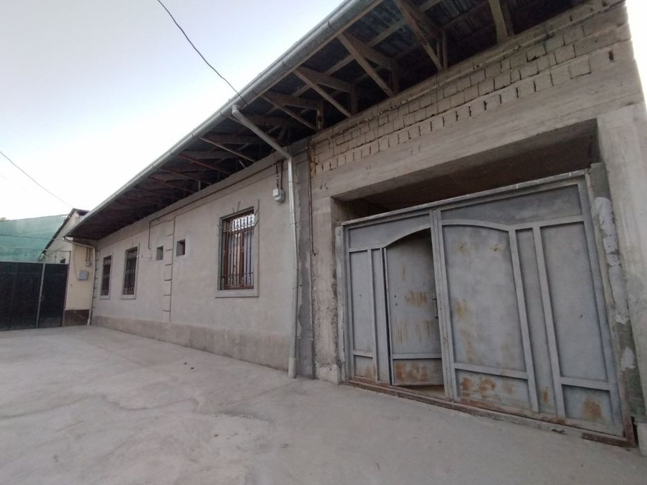 Uy sotiladi  srochna