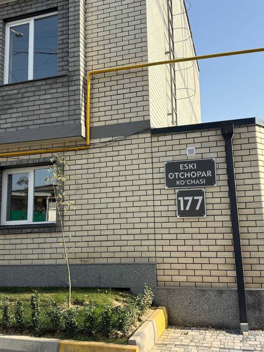 сдается своя 1 ком. кв-ра в новостройке рядом с рисовым базаром