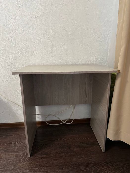 Стол офисный, парта