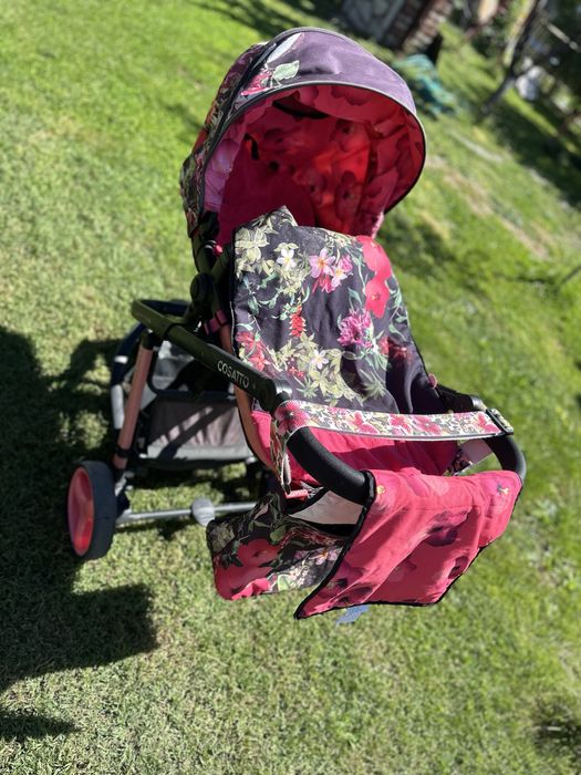 Бебешка количка Cosatto