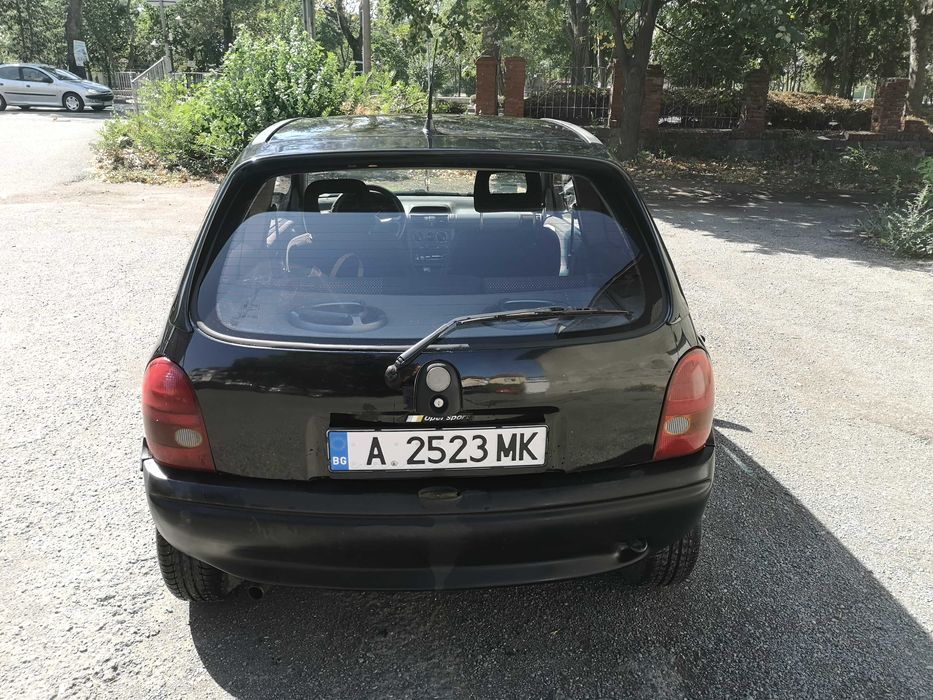 Продавам Opel Corsa 1.4 mi