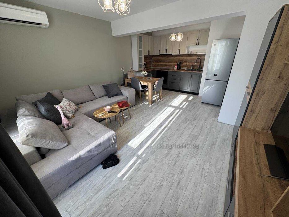 Продава се Двустаен апартамент в Пловдив, Кършияка - 60 кв.м за 1088 €/кв.м - Снимка #1