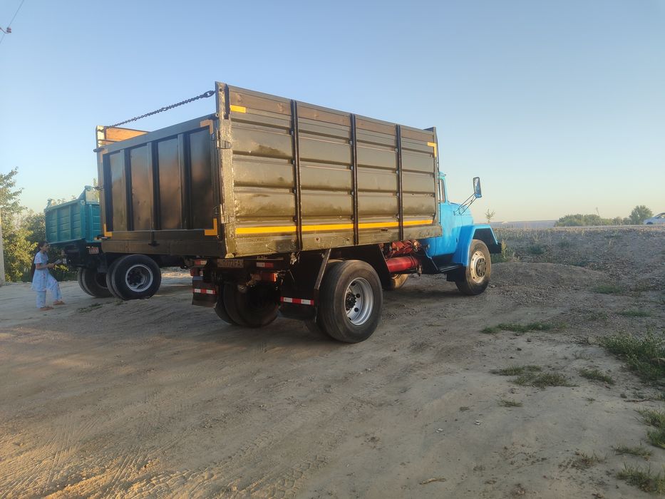 Zil MMZ 554 Samosval