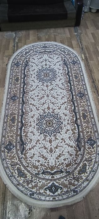 Poliester ipli gilam