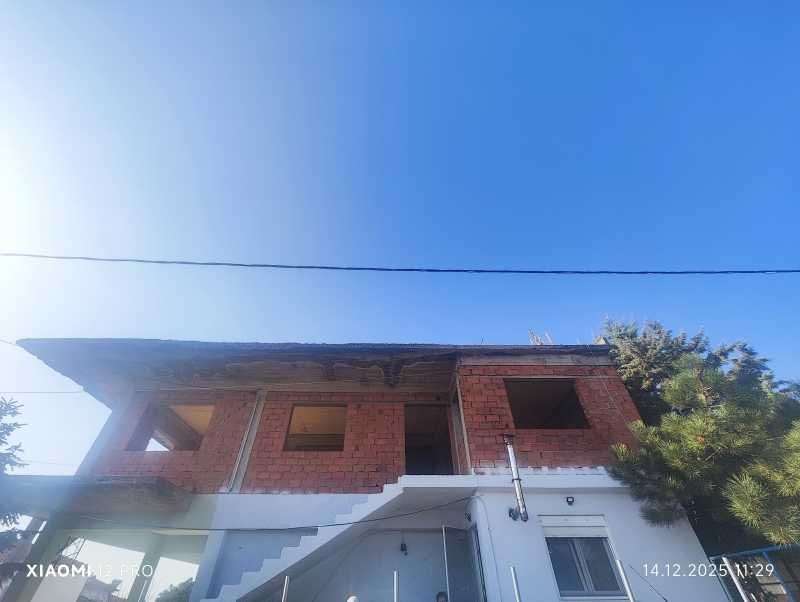 Недовършен апартамент с голям двор в Неа Кердилия, Амфиполи