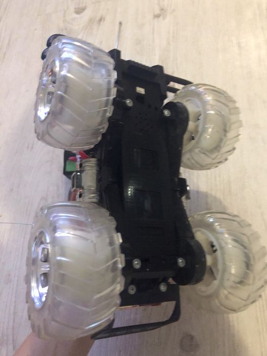 Светещ джип с дистанционно