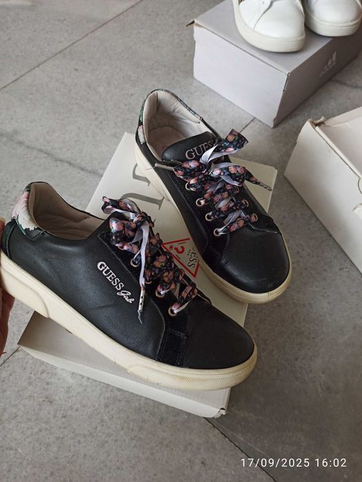 Спрортни кецове guess