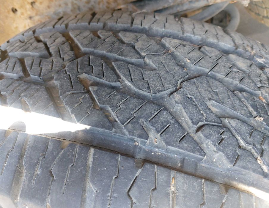 Джанти  Гуми 17-ки Нисан Джип