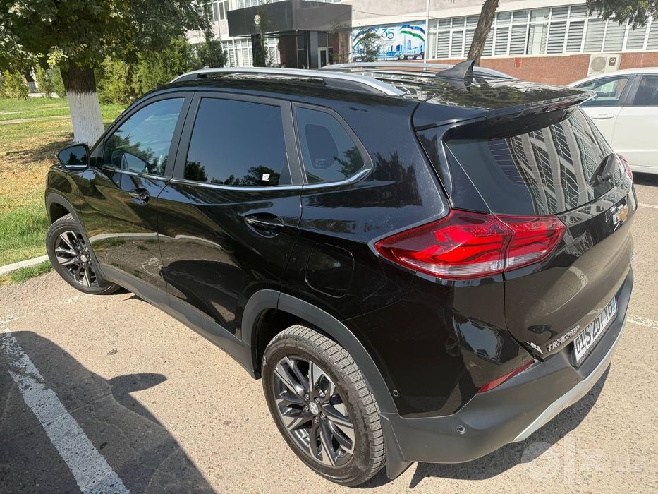 Tracker 2 Premier