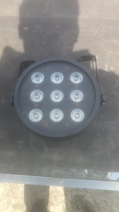 Vând pari led, bare led, proiectoare de exterior RGB DMX