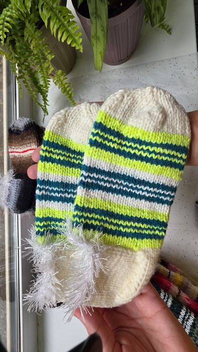 Продаю вязаные следки