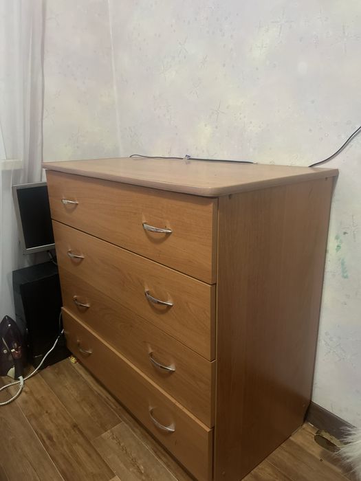 Продам комод и кровать