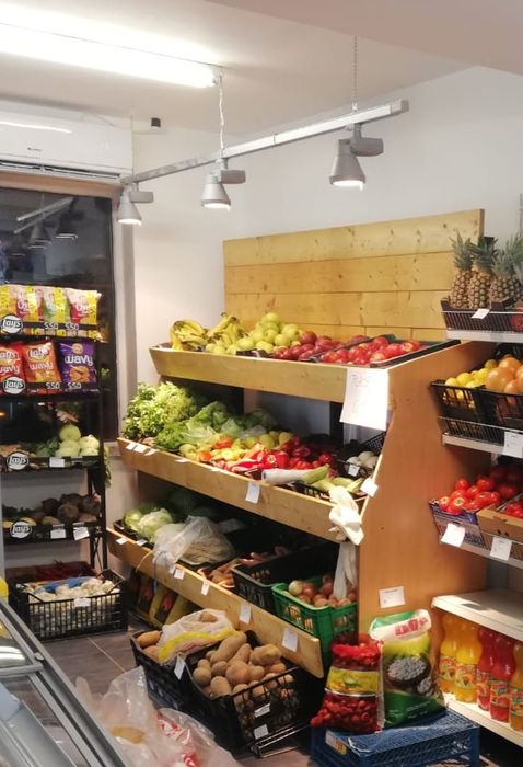 Vând raft legume-fructe foarte solid