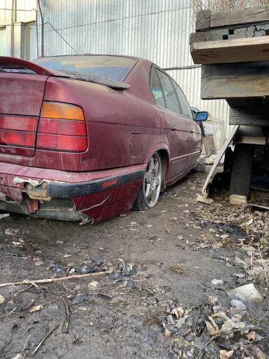 Продам бмв е 34.