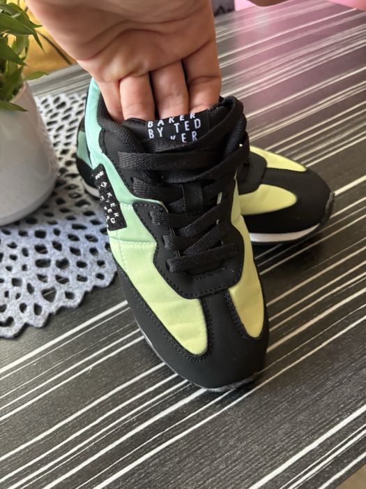 Опигинални маратонки Ted Backer