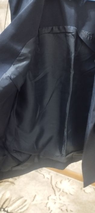 Темно синий жилет