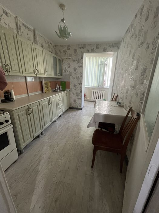 Продам квартиру Жилянка