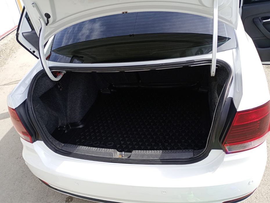 Продам поло за 5,8 млн.