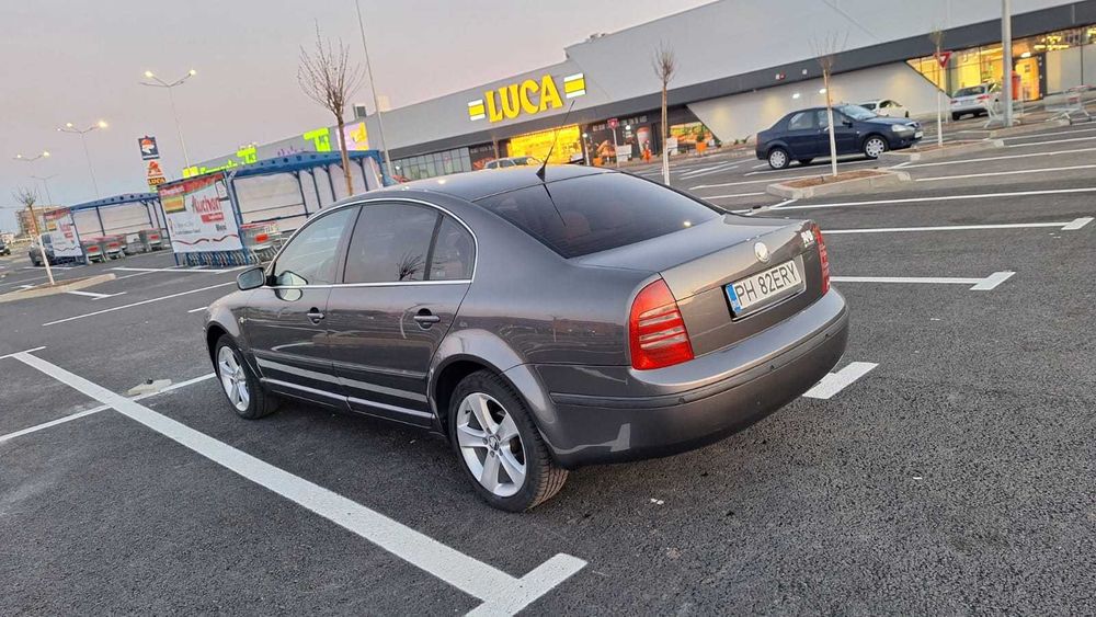SKODA SUPERB 158.000Km real model ELEGANCE 2007