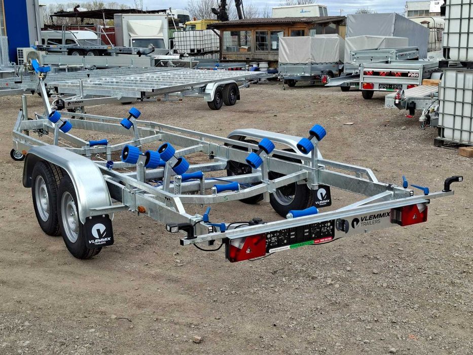 НОВО колесар Vlemmix Boat Trailer 700 2700kg