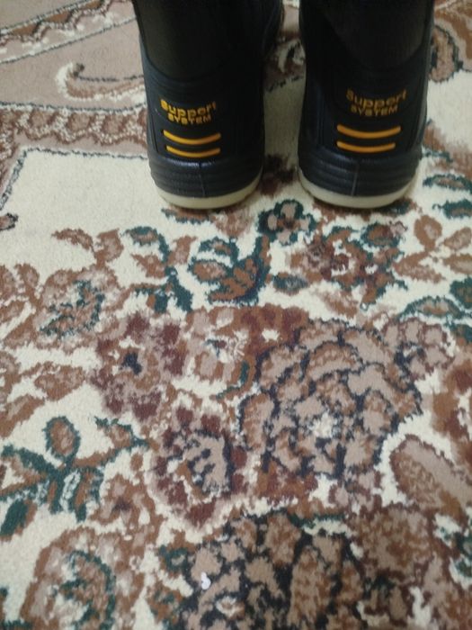 Продам спец ботинки мужские