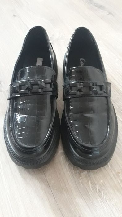 Дамски лачени обувки 38 номер