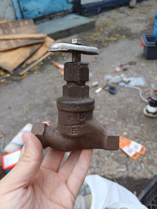 Продам кран советский