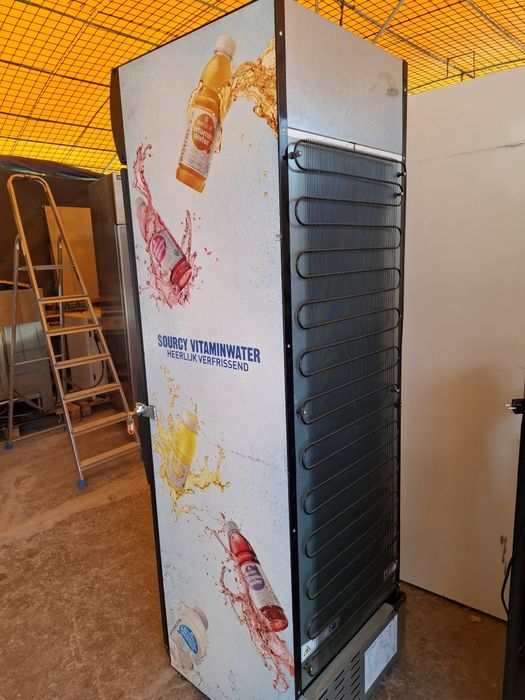 Vitrina rece băuturi