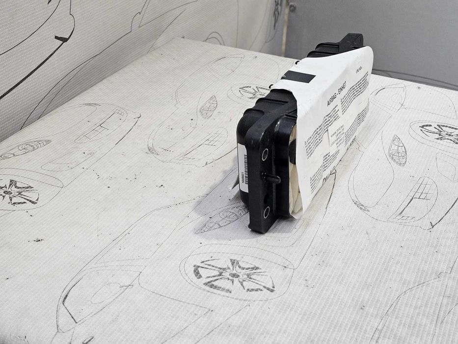 Airbag pasager bord Audi A3 8V / S3 2015 1.6 TDI Cod OEM: 8V0880204E (5F3)