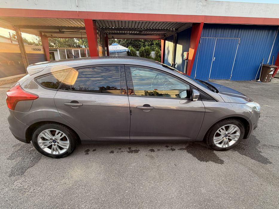 Vand Ford Focus.                            .