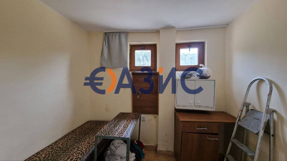 Помещение с 4 стаи в комплекс "Елит 3", Слънчев бряг, България, площ