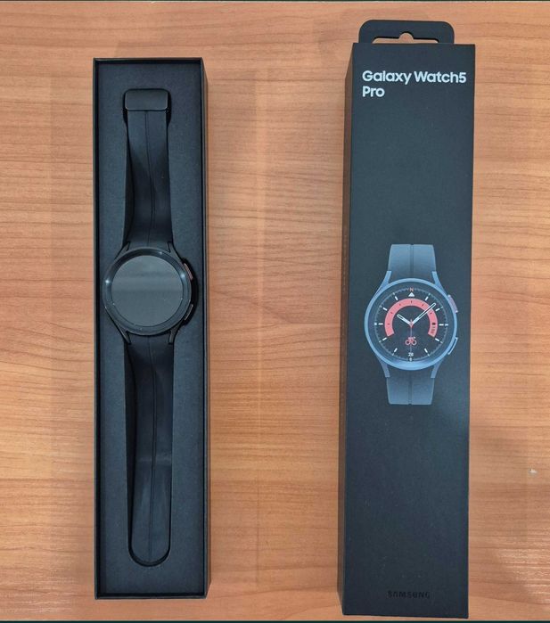 Samsung Galaxy Watch 5 Pro
Состояние идеальное, носил всего 4 месяца.