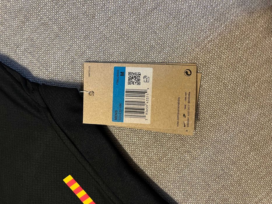 Тениска на Барселона, лимитирана серия - колаборация с Травис Скот, сезон 2025/2026