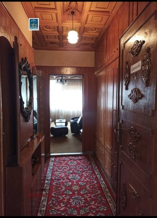 Продава се Тристаен апартамент в Велико Търново, Център - 100 кв.м за 1140 €/кв.м - Снимка #2