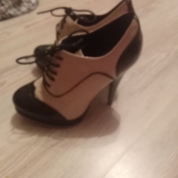 Ботильоны новые лакированные 38 размер