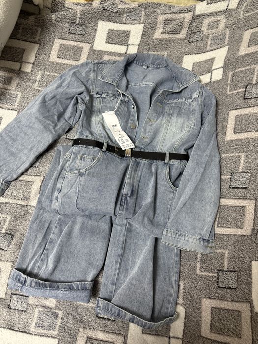 Продам джинсовый комбензон