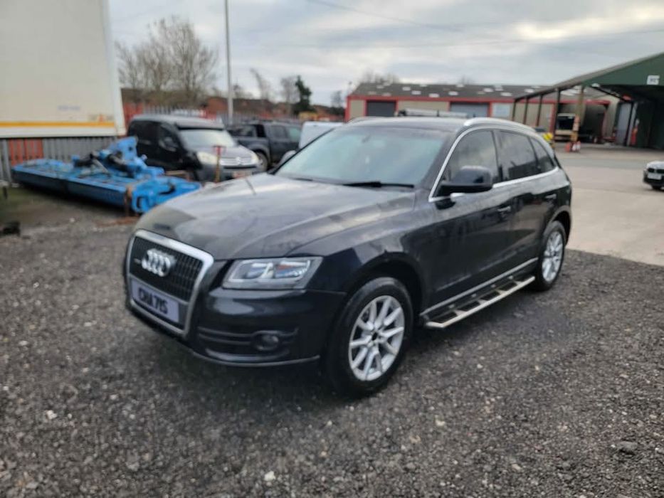 Audi Q5 2.0 TDI 170 к.с. Quattro НА ЧАСТИ двигателя работи 4x4