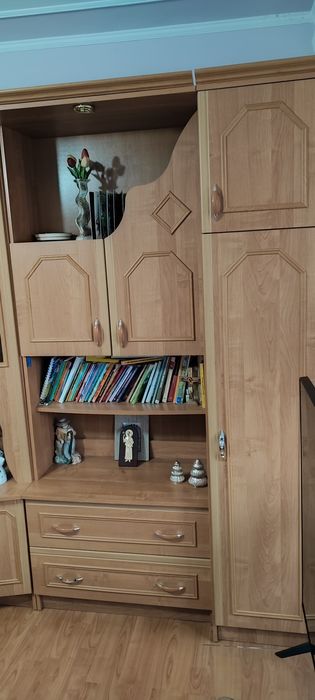 Mobilă sufragerie , utilizată în stare perfectă