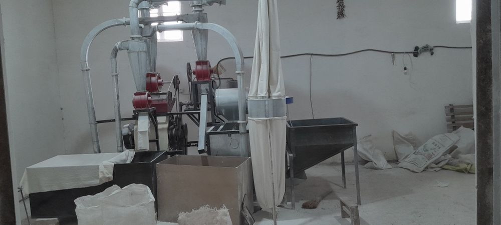 Un tegirmon vali 40 lik xozir ozim ishlatyapman