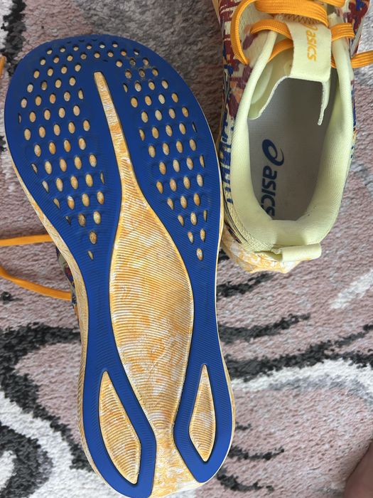 Маратонки Asics Noosa Tri 16