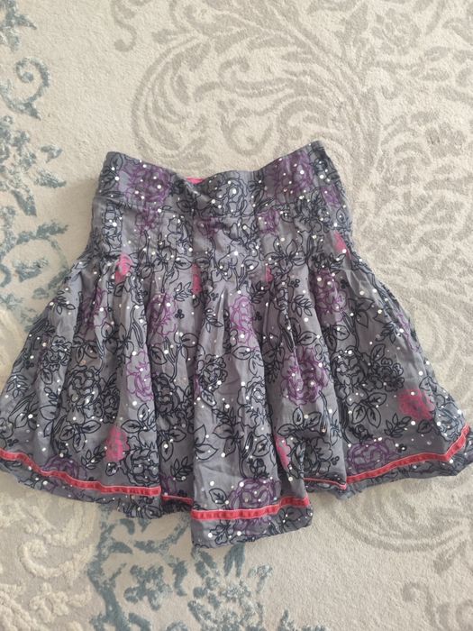 Продам наряд для девочки 9 лет