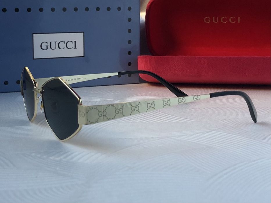 Дамски слънчеви очила ромб 3 цвята черни сребърни златни