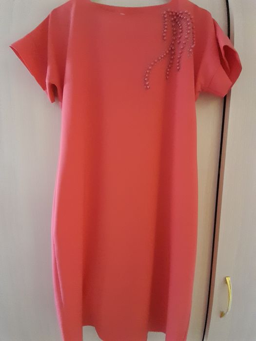 Продам платья 48-52р