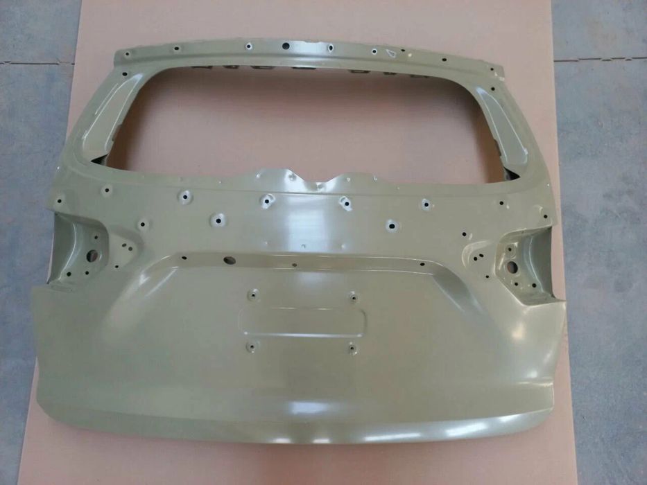 Крышка багажника Haval M6