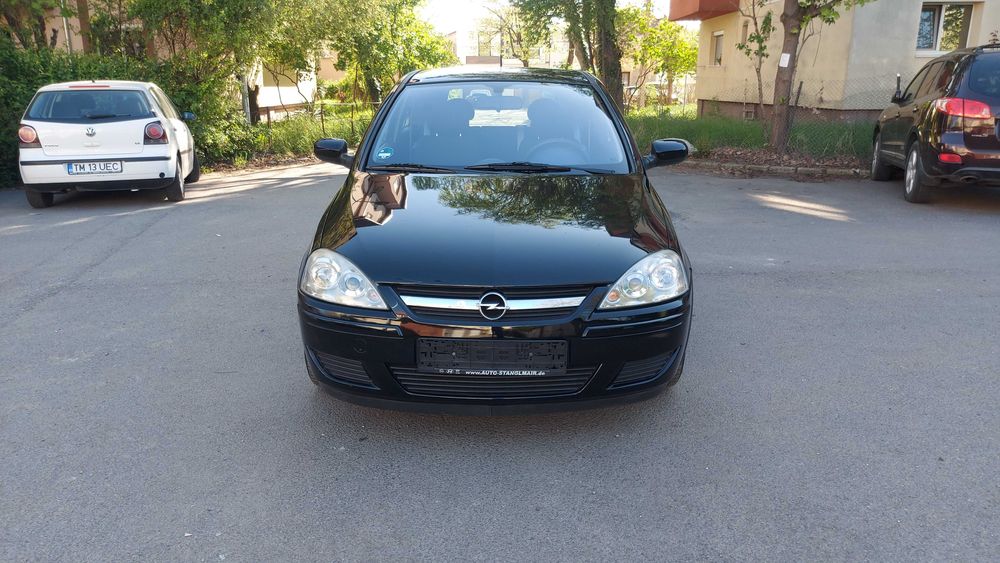 Opel Corsa 1 0 An 2006  80 000 km Originali