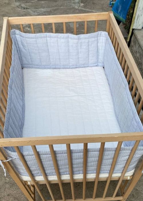 Продается детская кроватка