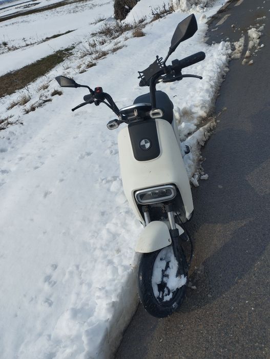 Vând scuter electric